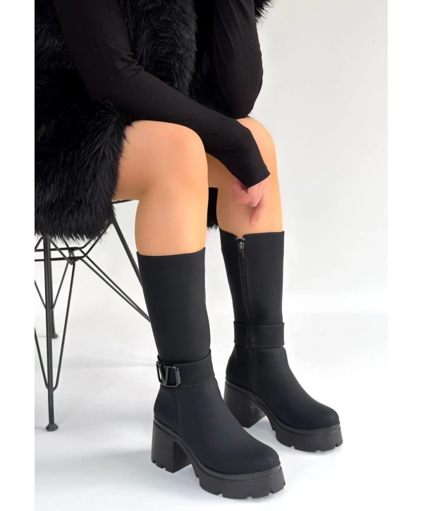 Moki Siyah Nubuk Topuklu Çizme