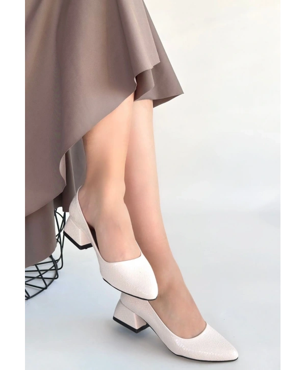 Nitya Bej Baskılı Rugan Topuklu Ayakkabı