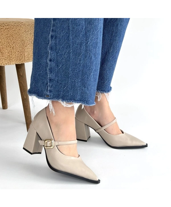 Nıvra Bej Cilt Topuklu Ayakkabı