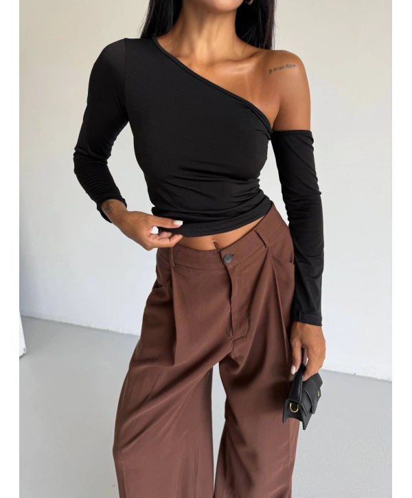 Omuz detaylı kollu bluz siyah f2336