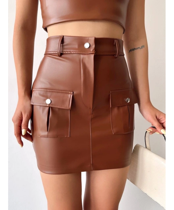 Önden iki cepli deri etek kahve h240040