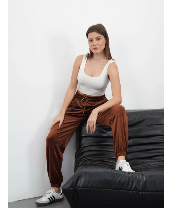 Paça lastikli kadife eşofman kahve md34