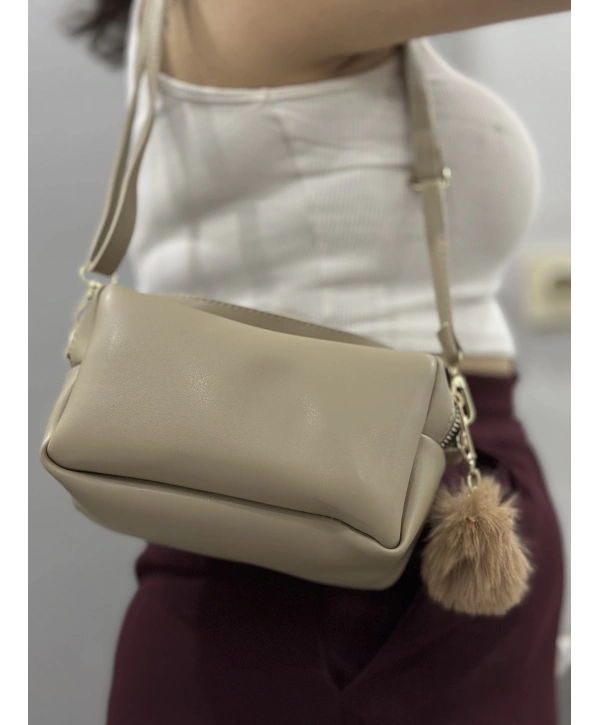 Ponpon vizon cilt çanta