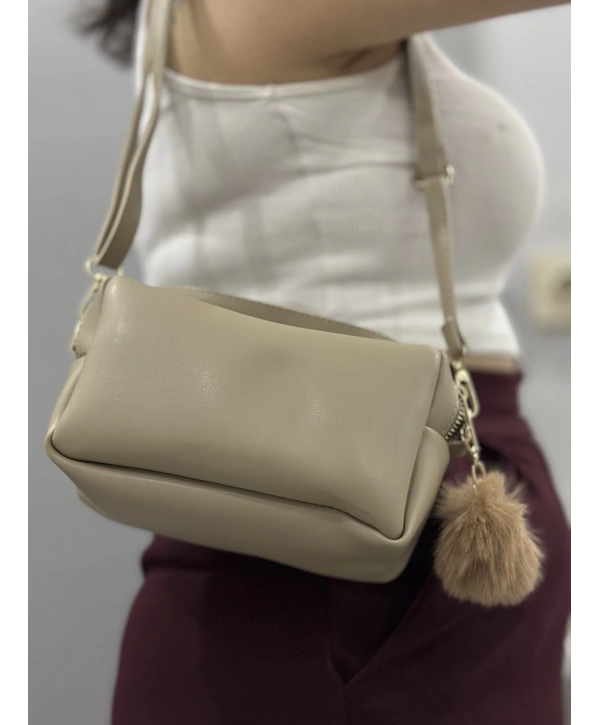 Ponpon vizon cilt çanta