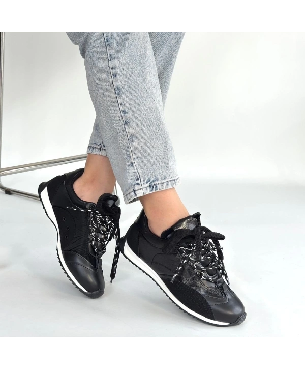 Ranu Siyah Cilt Paraşüt Detaylı Bağcıklı Spor Ayakkabı