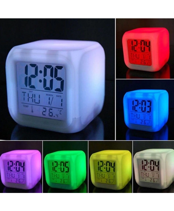 Renk Değiştiren Küp Saat