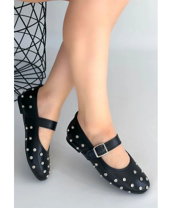 Ritta Siyah Cilt Kemerli Babet Ayakkabı