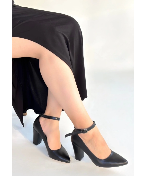 Rity Siyah Cilt Topuklu Ayakkabı