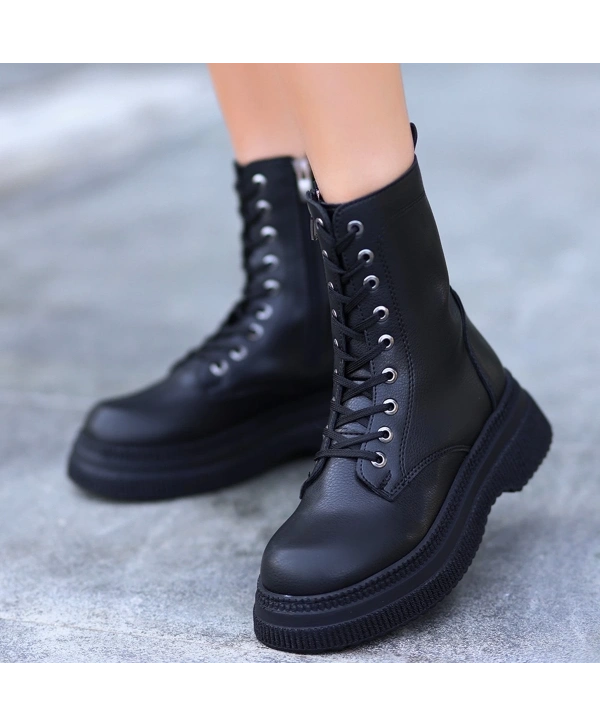 Roxan Siyah Cilt Bağcıklı Bot