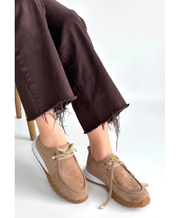 Sier Bej Süet Bağcıklı Spor Ayakkabı