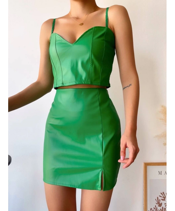 Tek yırtmaçlı arkadan fermuarlı deri etek yeşil s24475