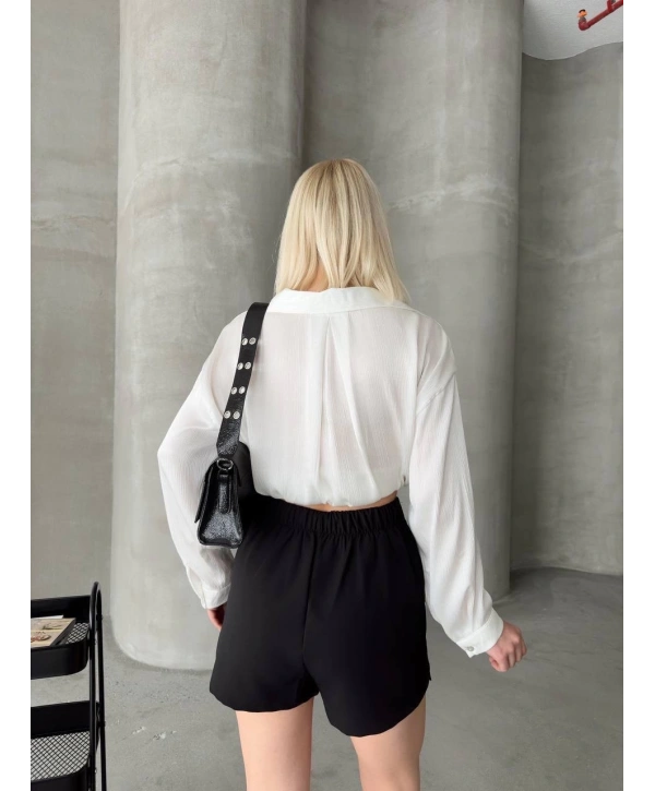 Tek yırtmajlı şort etek