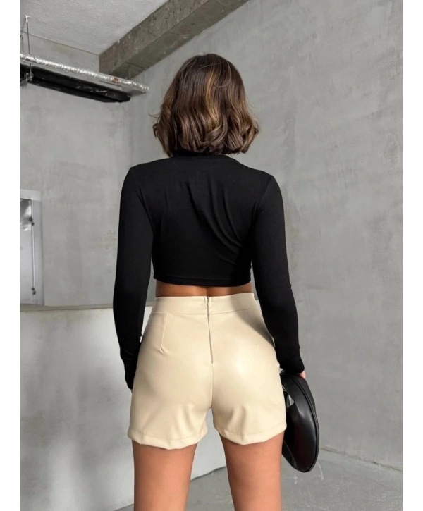 Tokalı deri şort h24444