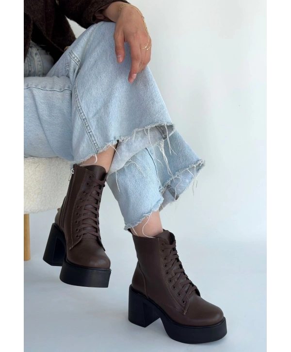 Tsan Kahverengi Cilt Bağcıklı Topuklu Bot