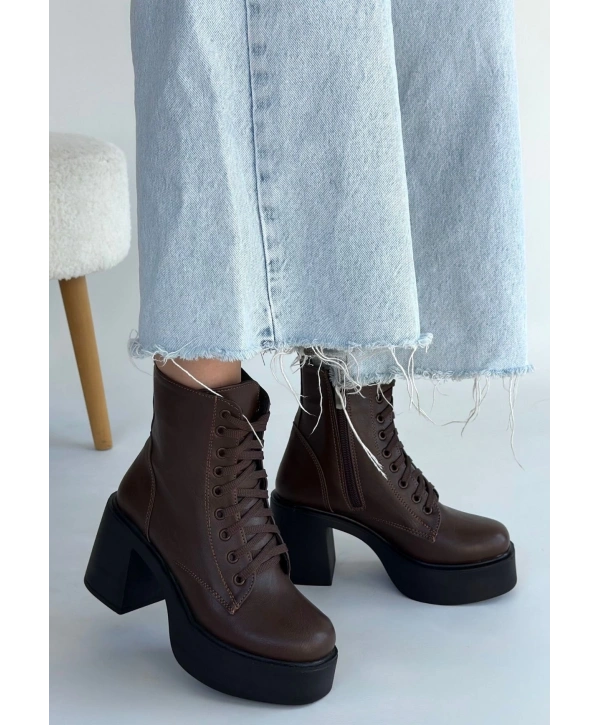 Tsan Kahverengi Cilt Bağcıklı Topuklu Bot