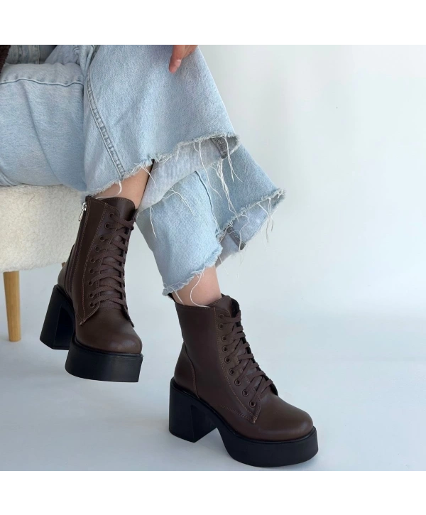 Tsan Kahverengi Cilt Bağcıklı Topuklu Bot