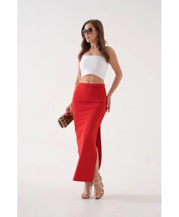 Uzun yırtmaçlı ince kumaş etek kırmızı