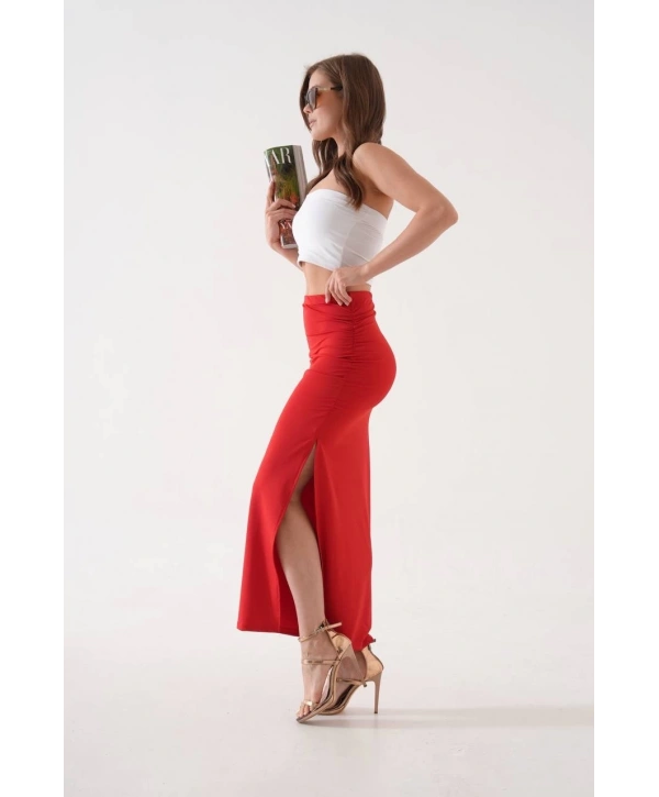 Uzun yırtmaçlı ince kumaş etek kırmızı