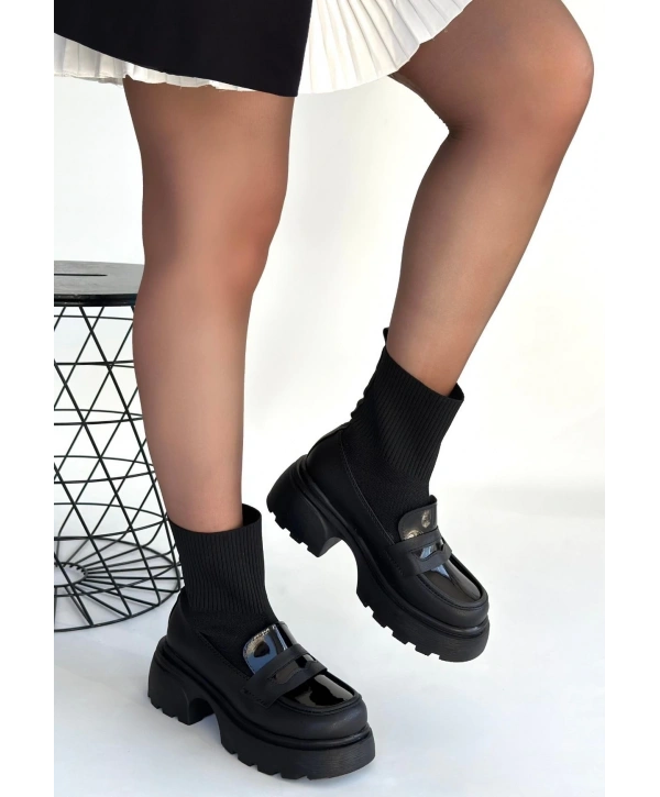 Wanye Siyah Cilt Cilt Streçli Bot