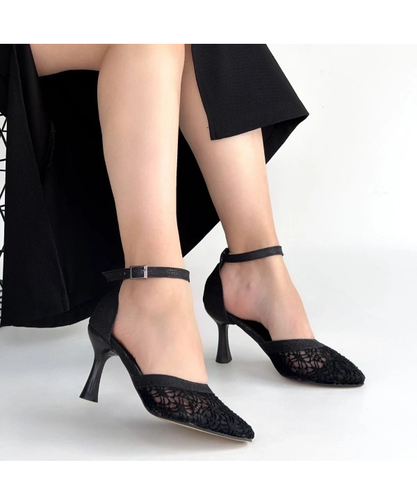 Weja Siyah Cilt Tül Detaylı Topuklu Ayakkabı