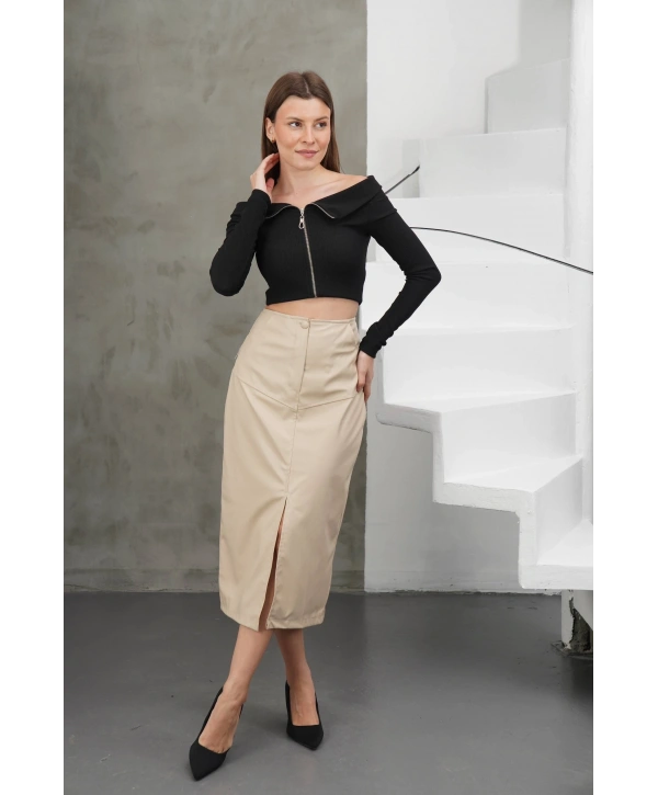 Yırtmaçlı uzun deri etek bej