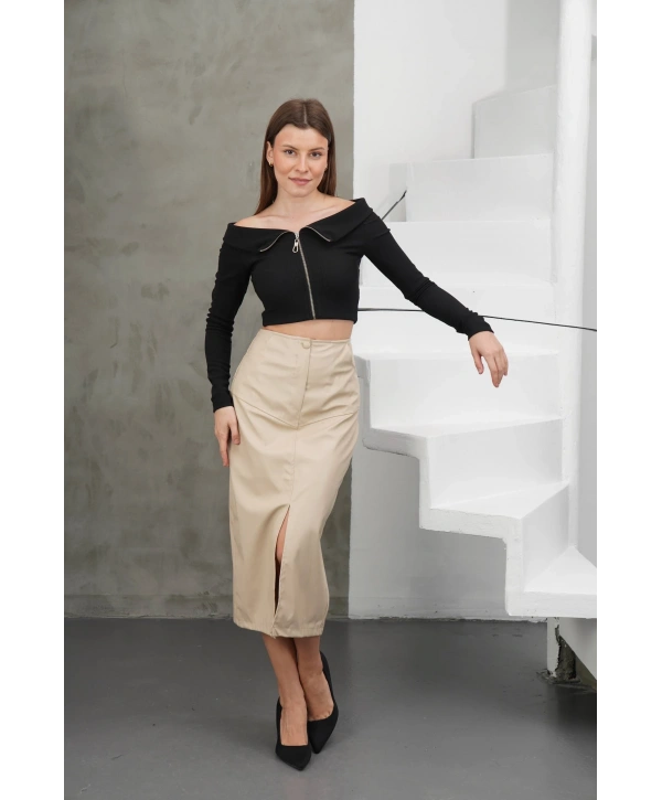 Yırtmaçlı uzun deri etek bej