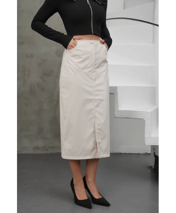 Yırtmaçlı uzun deri etek krem