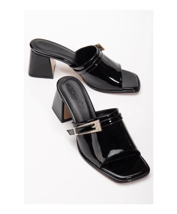 Ziva Siyah Rugan Topuklu Terlik