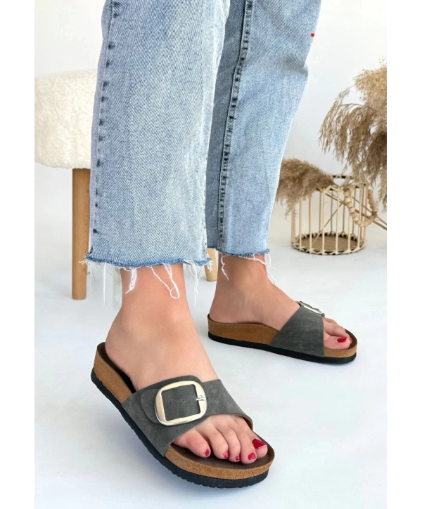 Zooy Yeşil Nubuk Terlik