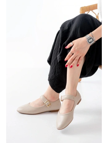 2606 Bej Baretli Günlük Bayan Ayakkabı