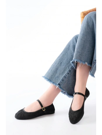 7432 Siyah Fileli Toka Detaylı Günlük Kadın Babet