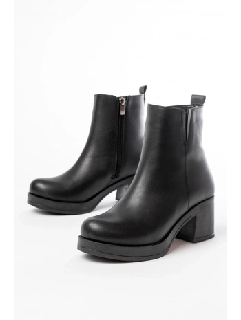 5109-3057 Siyah Lastikli Fermuarlı Kalın Topuklu Günlük Kadın Bot