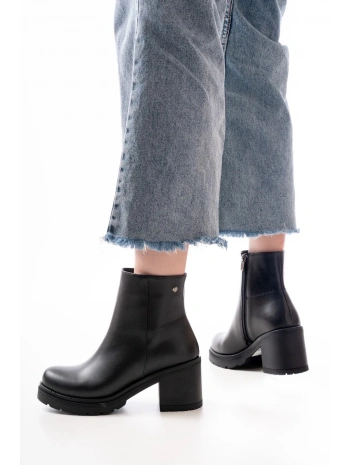 767-3020 Siyah Fermuarlı Kalın Topuklu Günlük Kadın Bot