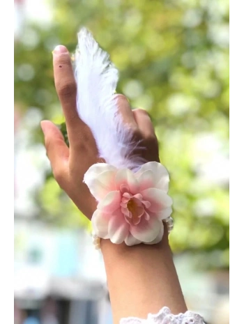 Bride To Be Nedime Gelin Bilekliği Tüy Ve İnci Boncuk Detaylı Somon Renkli Bekarlığa Veda Partisi Bilekliği 10 Adet