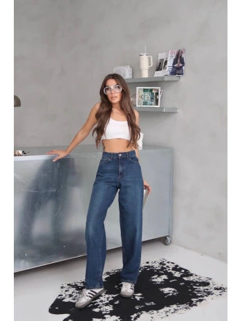 Arkadan tokalı jeans pantolon