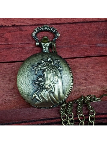 At Tasarımlı Köstekli Saat