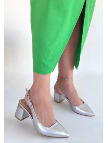 Buant Gümüş Cilt Topuklu Ayakkabı