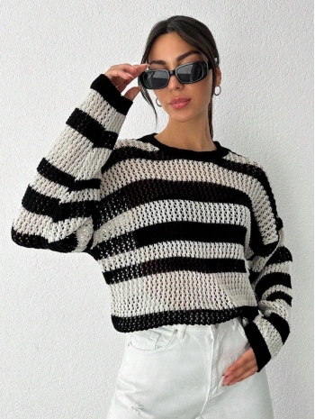 Çizgili bisiklet yaka triko kazak beyazsiyah