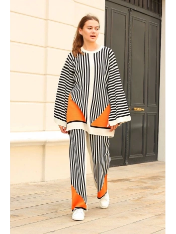 Çizgili bisiklet yaka triko takım beyaz