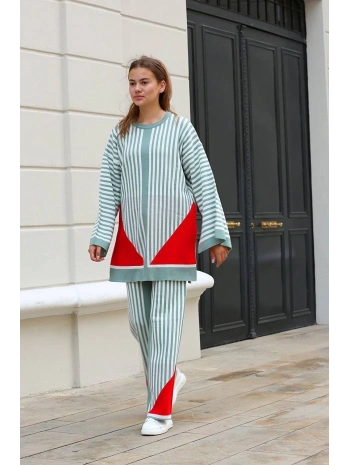 Çizgili bisiklet yaka triko takım Mint