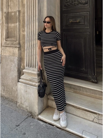 Çizgili etekli takım siyah s3609