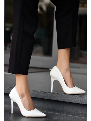 Hillar Beyaz Cilt Stiletto Ayakkabı