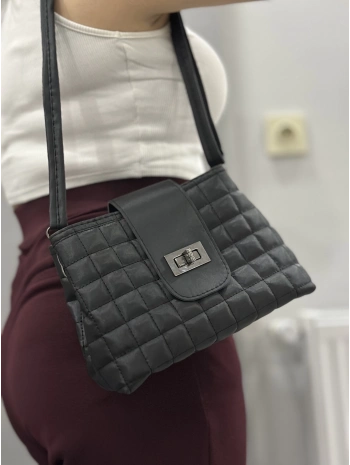 Kapaklı kapitone siyah cilt çanta