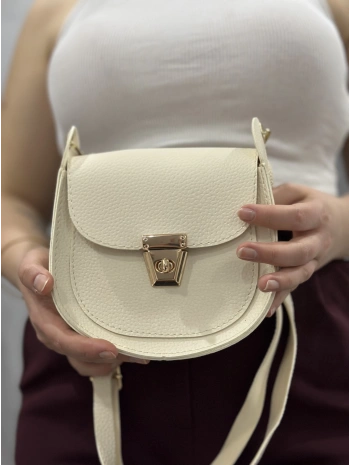 Klasik kapaklı bej cilt çanta