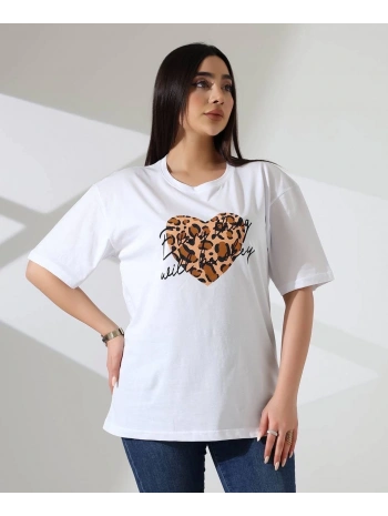 Leopar kalp baskılı tişört
