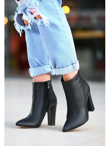 Loora Siyah Cilt Topuklu Bot