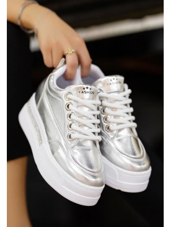 Lulu Gümüş Rugan Bağcıklı Spor Ayakkabı