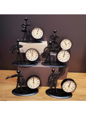 Metal Adam Masaüstü Saat