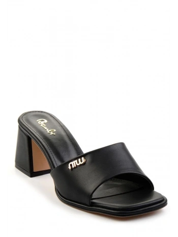 Miyon Siyah Cilt Topuklu Terlik