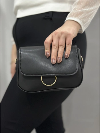 Siyah cilt mossi çanta